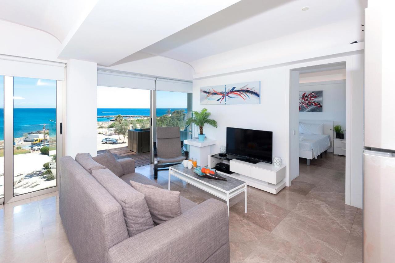 Apartment Marina - Beachfront プロタラス エクステリア 写真