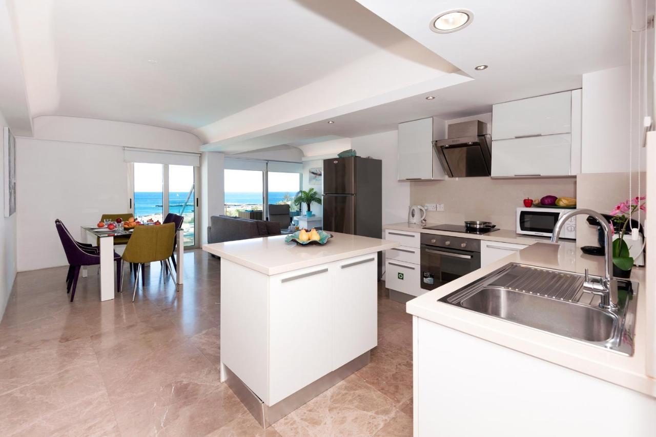 Apartment Marina - Beachfront プロタラス エクステリア 写真